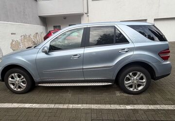 Mercedes-Benz ML 350 179.000 km 12.000 &euro; Düsseldorf 40227