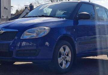 Skoda Fabia 142.000 km 3.950 &euro; Bergisch Gladbach 51469