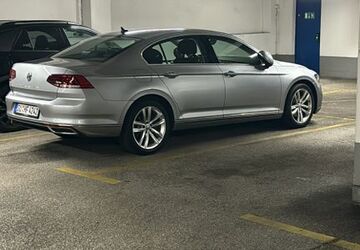 VW Passat 97.000 km 19.200 &euro; Niederkassel 53859