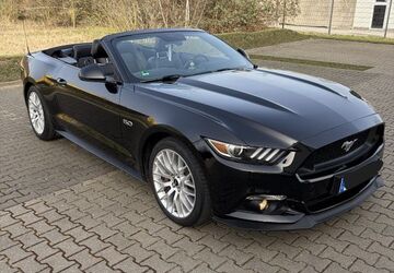 Ford Mustang 81.000 km 32.500 &euro; Köln 50968