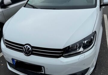 VW Touran 100.000 km 13.490 &euro; Köln 51061