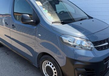 Opel Vivaro 101.635 km 10.250 &euro; Köln 51149