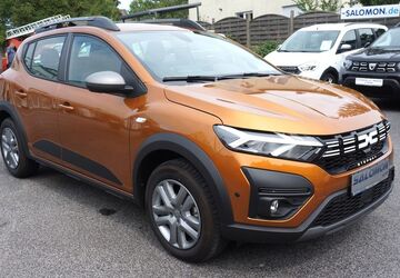 Dacia Sandero 8.600 km 16.980 &euro; Solingen 42651