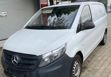 Mercedes-Benz Vito 268.000 km 5.400 &euro; Köln 50739