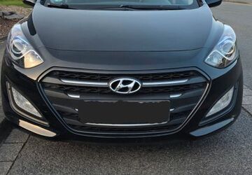 Hyundai i30 69.400 km 9.500 &euro; Solingen 42653