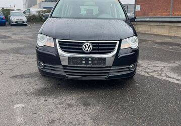 VW Touran 204.551 km 1.350 &euro; Köln 51107
