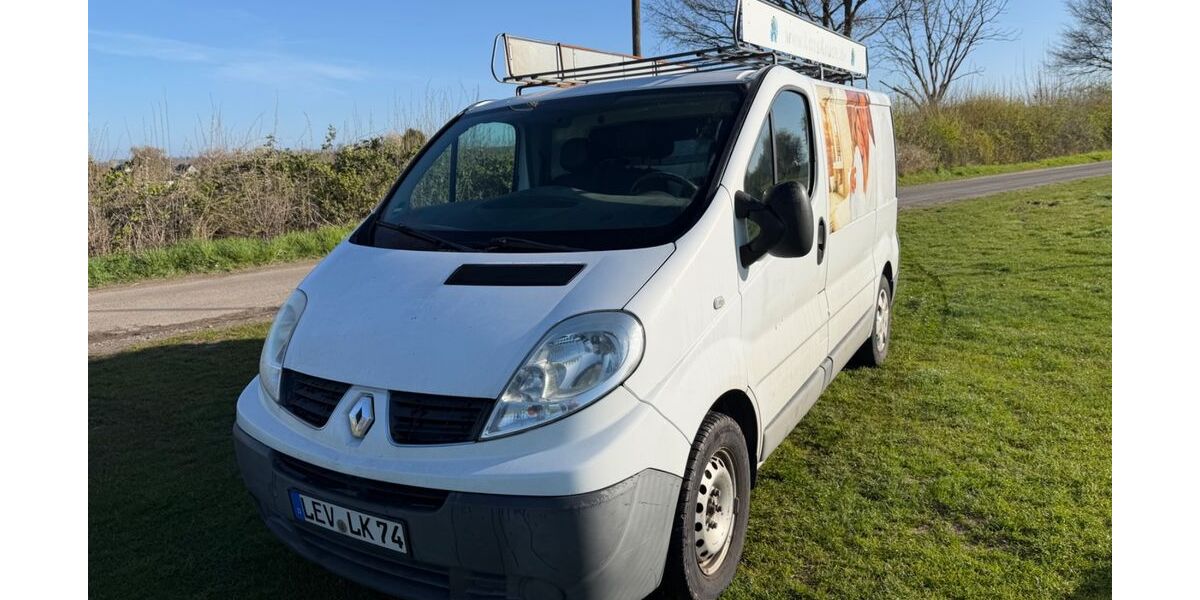 Renault Trafic 82.307 km 7.900 &euro; Odenthal 51519
