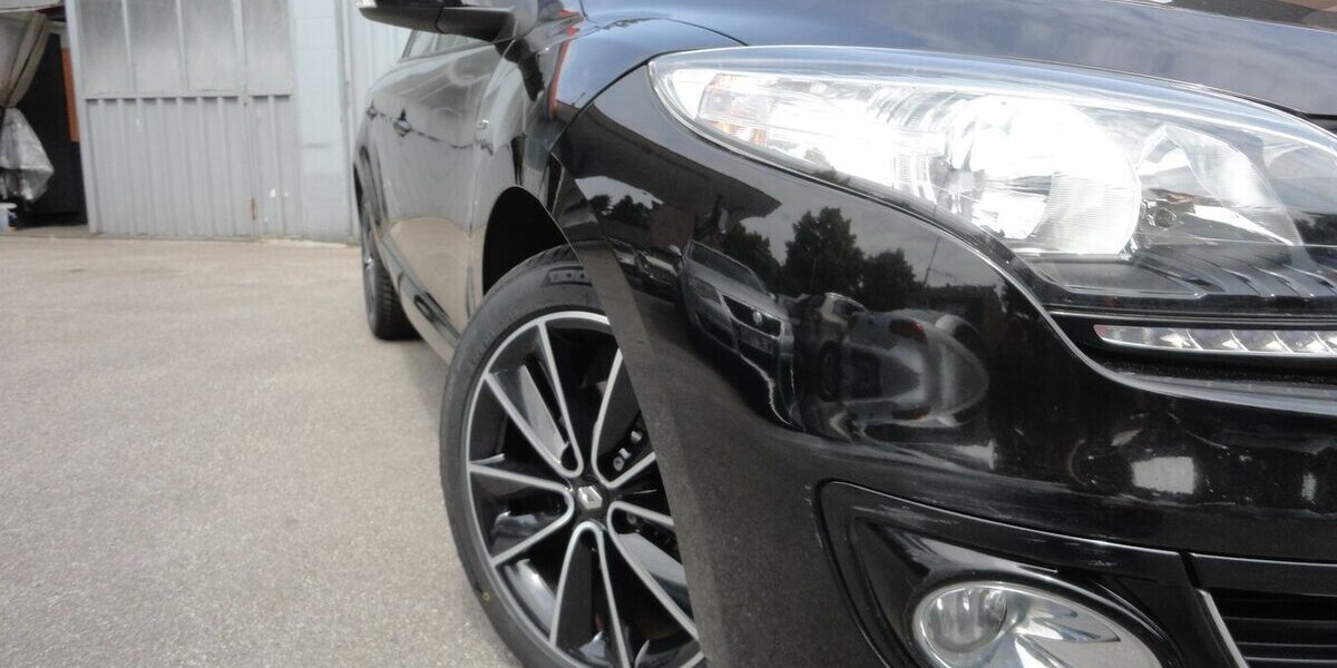 Renault Megane BOSE Edit. Klima.Kette+Reifen+Kuppl.Neu 150.000 km 5.790 &euro; Neuss 41462