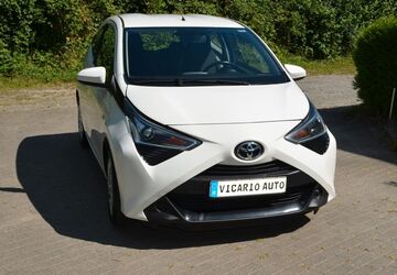 Toyota Aygo (X) 99.879 km 9.000 &euro; KÖLN 51109