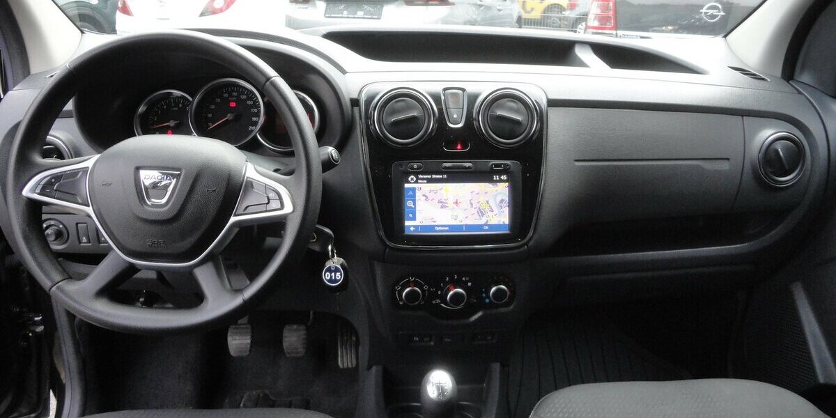 Dacia Dokker Comfort 1,6 Navi Klima SHZ R.Kamera 1.Hd 162.000 km 8.490 &euro; Neuss 41462