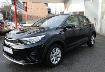 Kia Stonic 1,2 Edition7- Klima SHZ PDC Alu 33Tk,1 Hd 33.000 km 13.999 &euro; Neuss 41462