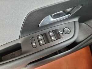 Opel Mokka Edition Komfortp. Techp. Alu 6.414 km 21.280 &euro; HAAN 42781