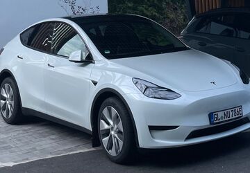 Tesla Model Y 60.500 km 29.000 &euro; Rösrath 51503