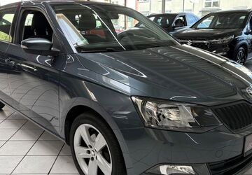 Skoda Fabia 75.000 km 8.400 &euro; Leverkusen 51371