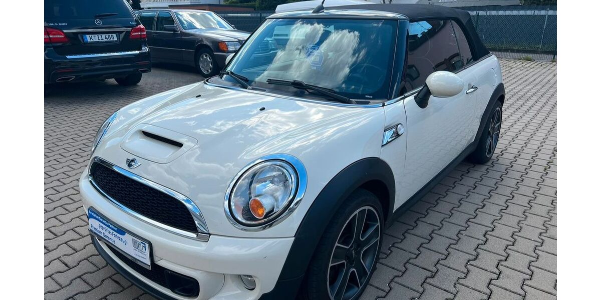 Mini Cooper S Cabrio 134.000 km 8.490 &euro; Köln 50739