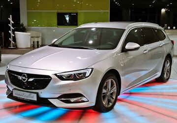 Opel Insignia 12.891 km 20.950 &euro; Troisdorf (Köln/Bonn) 53842