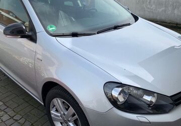 VW Golf 131.000 km 7.400 &euro; Langenfeld 40764
