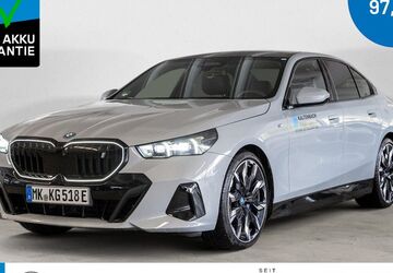BMW i5 22.299 km 58.690 &euro; Bergisch Gladbach 51469