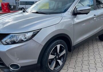 Nissan Qashqai 81.600 km 11.490 &euro; Troisdorf 53840
