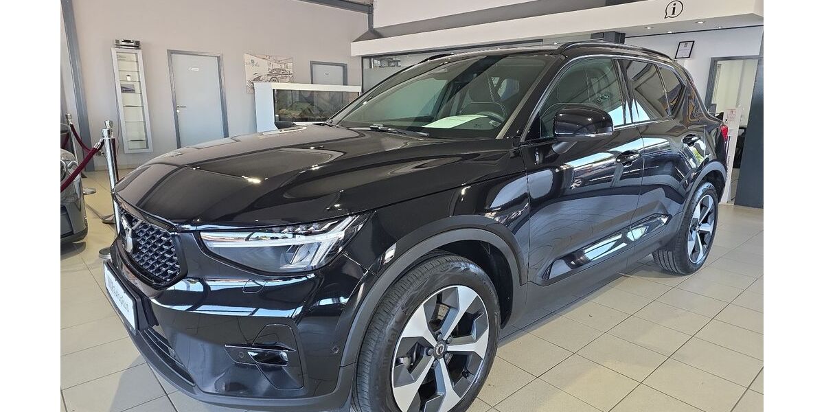 Volvo XC40 36.644 km 34.950 &euro; Bergheim 50126