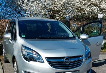Opel Meriva 97.000 km 7.990 &euro; Remscheid 42897