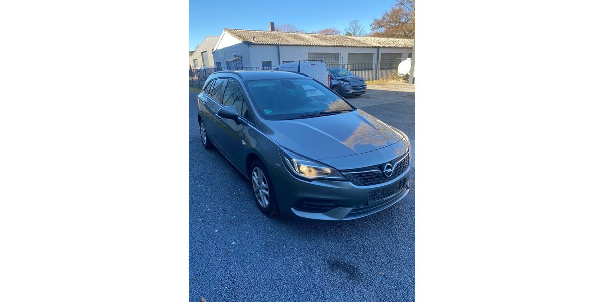 Opel Astra K Sports1.5CDTI.NAVI.VOLL-LED.PDC.11/20 108.000 km 5.990 &euro; Hilden 40721