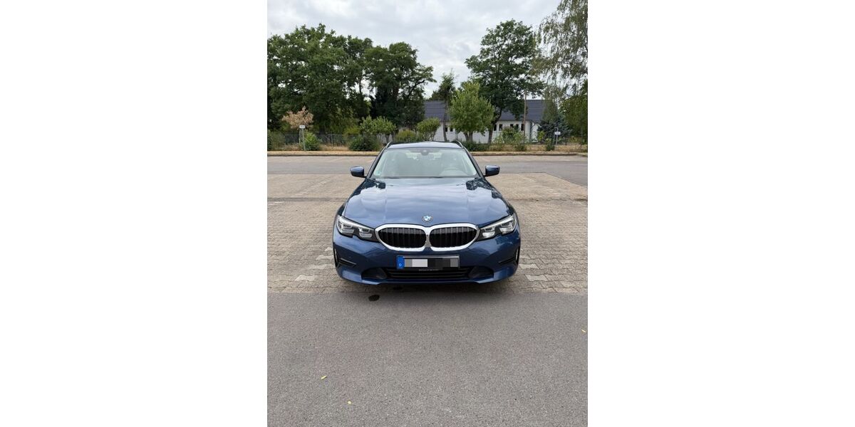 BMW 318 119.000 km 21.500 &euro; Köln 50968