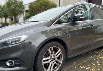 Ford S-Max 98.000 km 22.500 &euro; Düsseldorf 40591