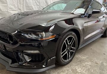 Ford Mustang 50.000 km 30.900 &euro; Düsseldorf 40589