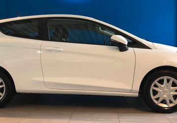 Ford Fiesta 89.910 km 11.600 &euro; Düsseldorf 40210