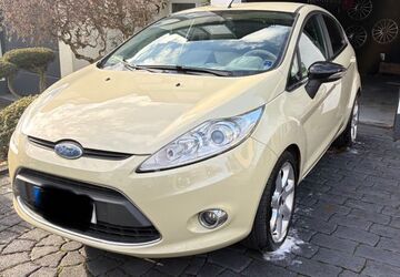 Ford Fiesta 105.000 km 3.250 &euro; Remscheid 42859