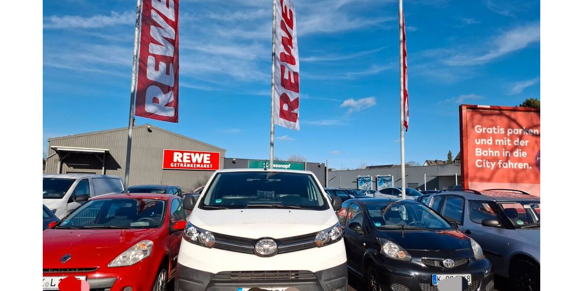 Toyota Proace (Verso) 123.849 km 12.995 &euro; Köln 51107
