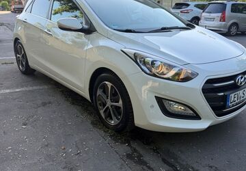 Hyundai i30 99.600 km 10.000 &euro; Leverkusen 51373