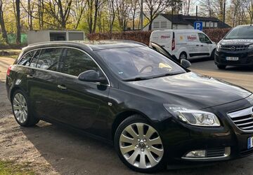 Opel Insignia 193.000 km 5.850 &euro; Köln 51063