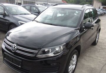 VW Tiguan 149.000 km 8.990 &euro; Leverkusen 51371