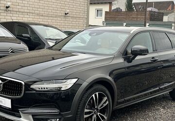 Volvo V90 Cross Country 110.000 km 28.300 &euro; Kerpen 50171