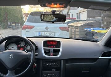 Peugeot 207 134.200 km 2.799 &euro; Köln 51067