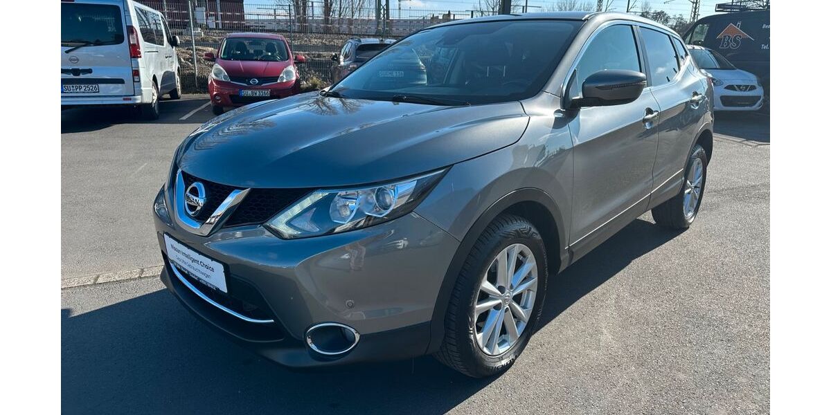 Nissan Qashqai 76.100 km 12.490 &euro; Troisdorf 53840