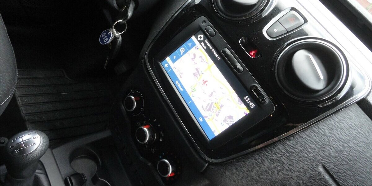 Dacia Dokker Comfort 1,6 Navi Klima SHZ R.Kamera 1.Hd 162.000 km 8.490 &euro; Neuss 41462