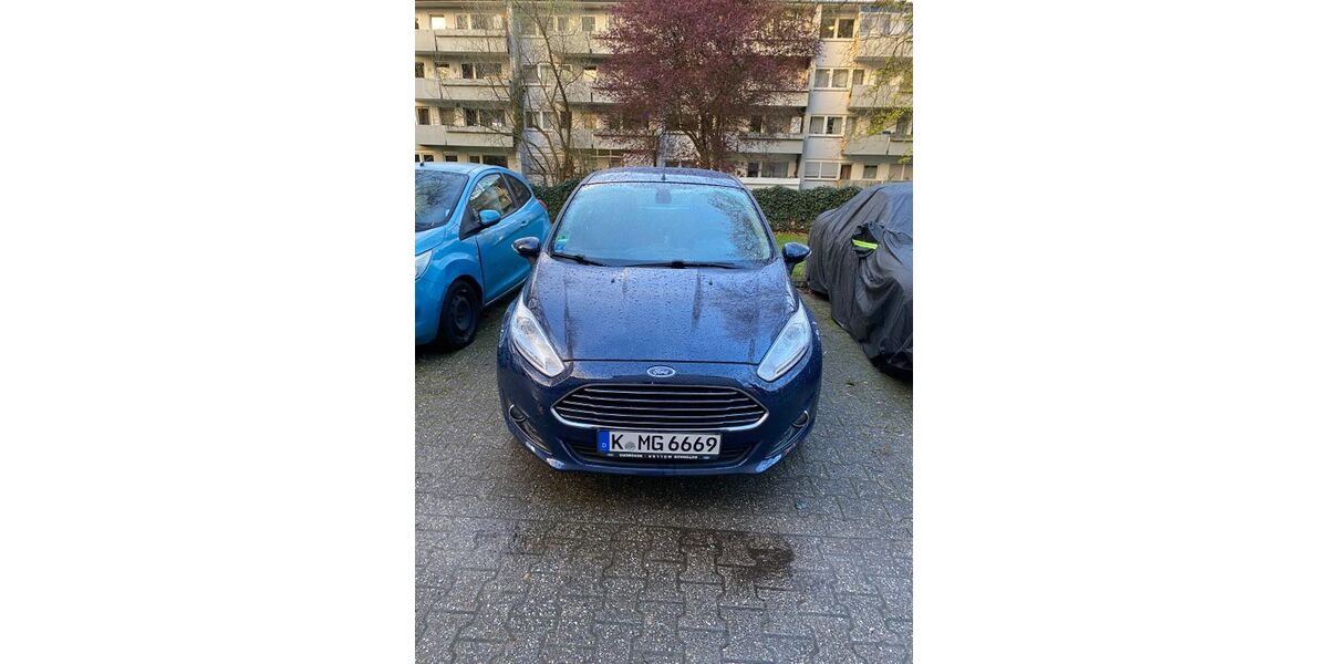 Ford Fiesta 18.400 km 4.900 &euro; Köln 51061