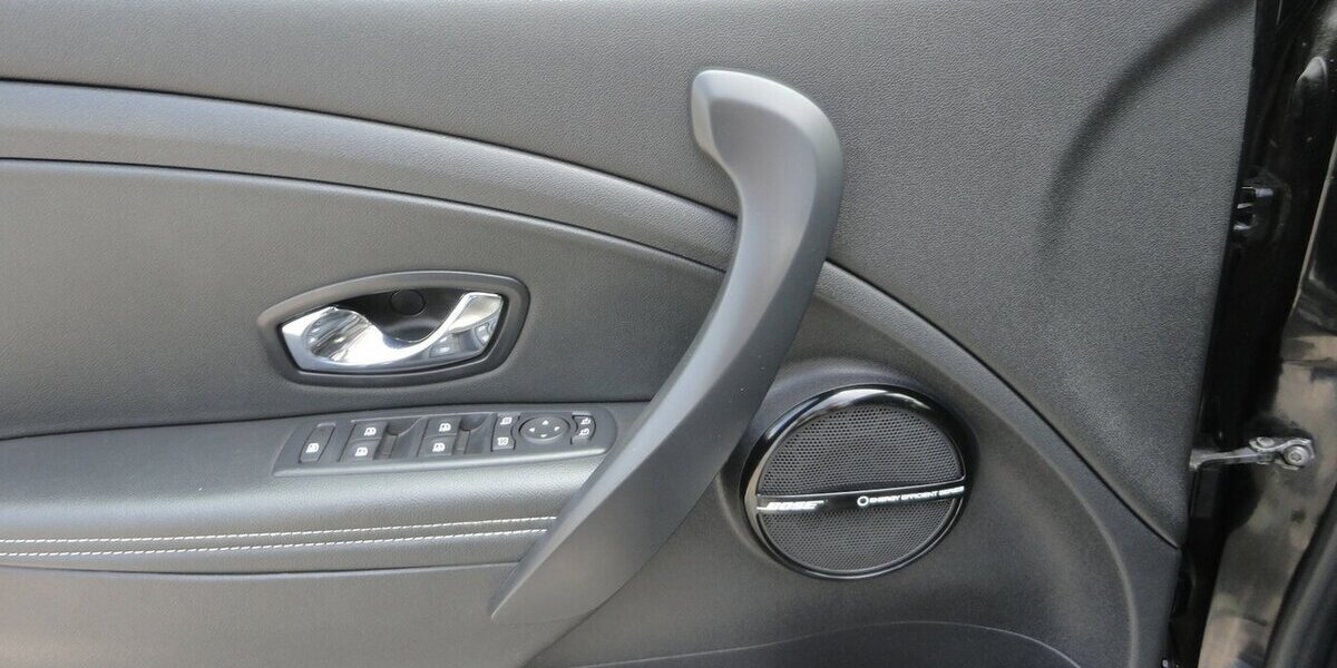 Renault Megane BOSE Edit. Klima.Kette+Reifen+Kuppl.Neu 150.000 km 5.790 &euro; Neuss 41462