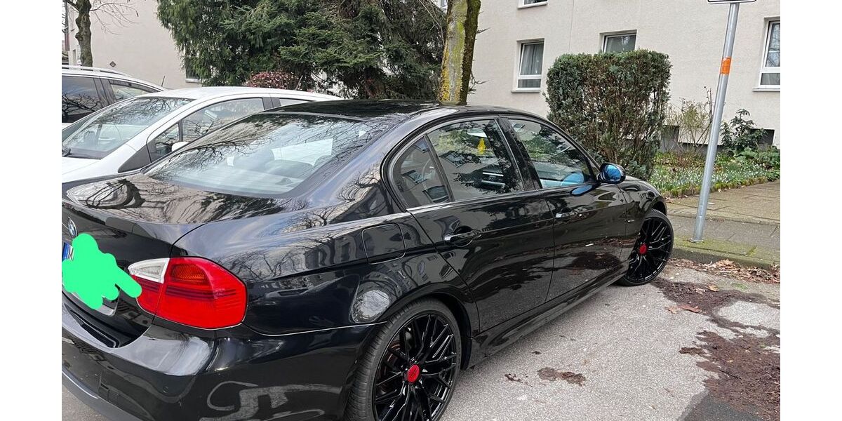 BMW 318 220.000 km 3.999 &euro; Monheim am Rhein 40789