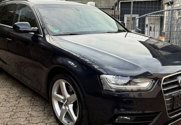 Audi A4 208.000 km 9.900 &euro; Remscheid 42855