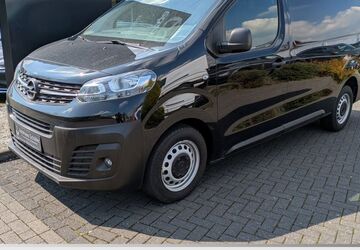 Opel Vivaro 54.225 km 18.885 &euro; Leverkusen 51373