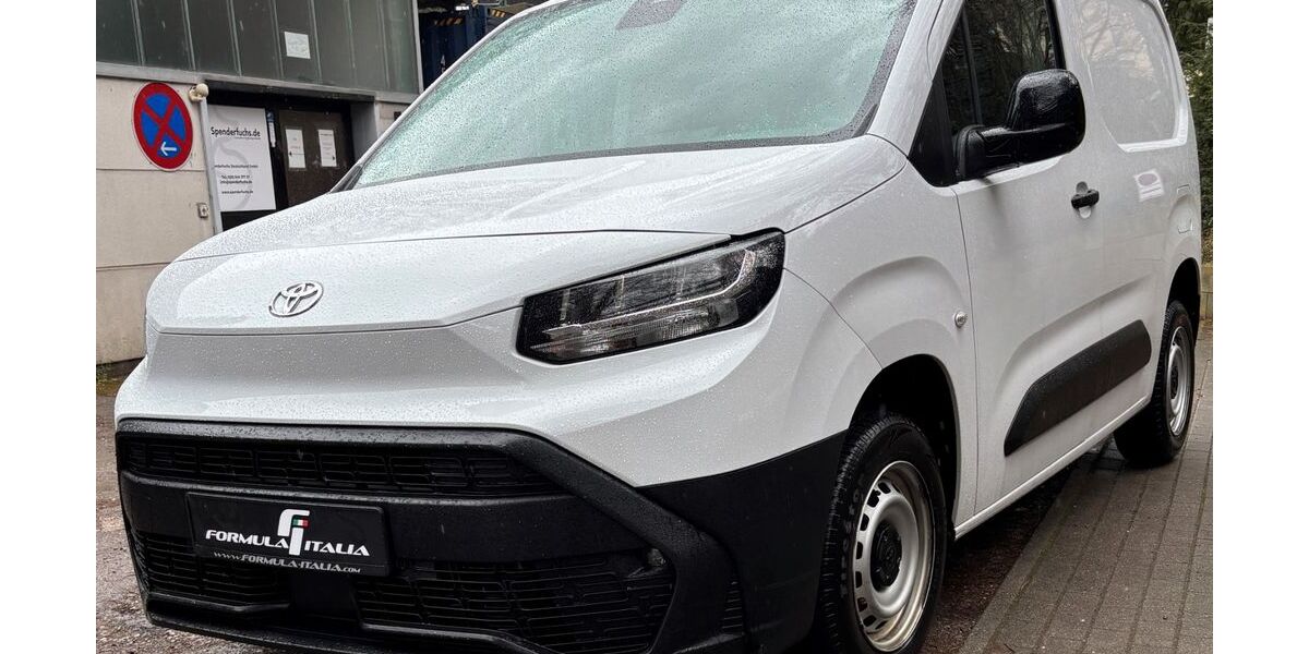 Toyota Proace City 24.000 km 17.790 &euro; Solingen 42697