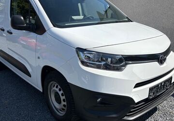 Toyota Proace City 57.100 km 14.100 &euro; Bergisch Gladbach 51469