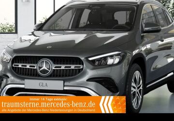 Mercedes-Benz GLA 200 11.452 km 35.990 &euro; Düsseldorf 40470