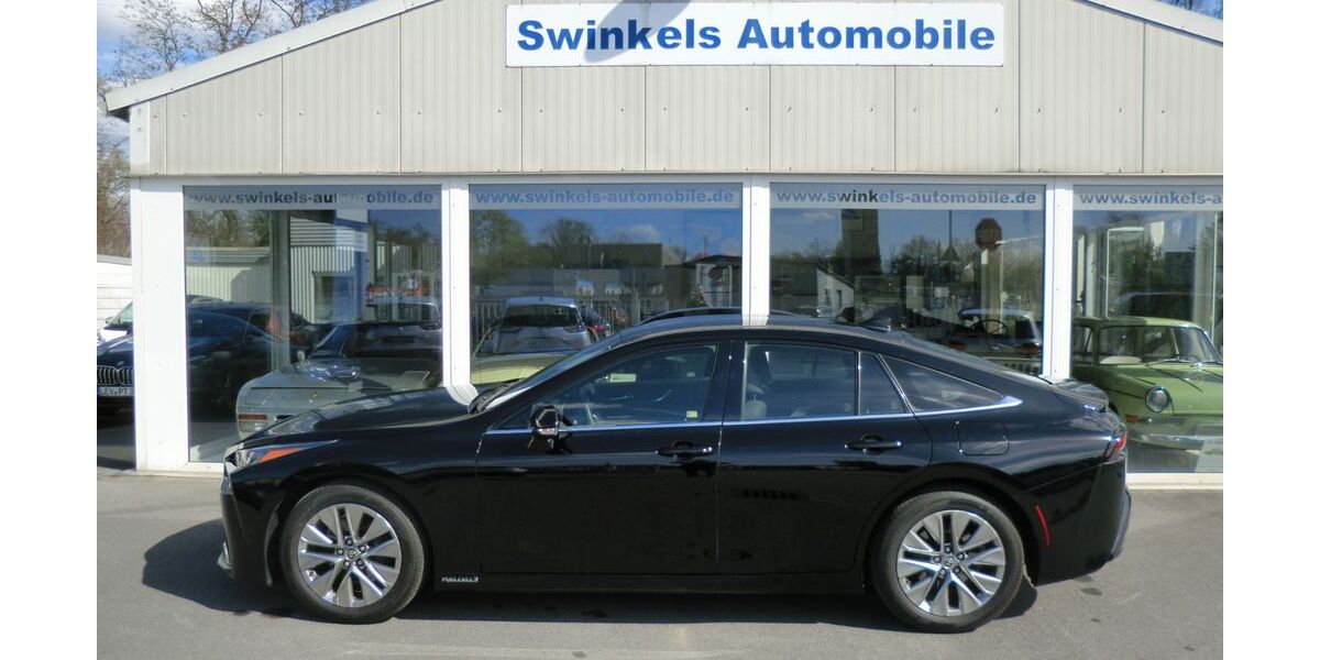 Toyota Mirai 3.470 km 22.900 &euro; Leverkusen 51377