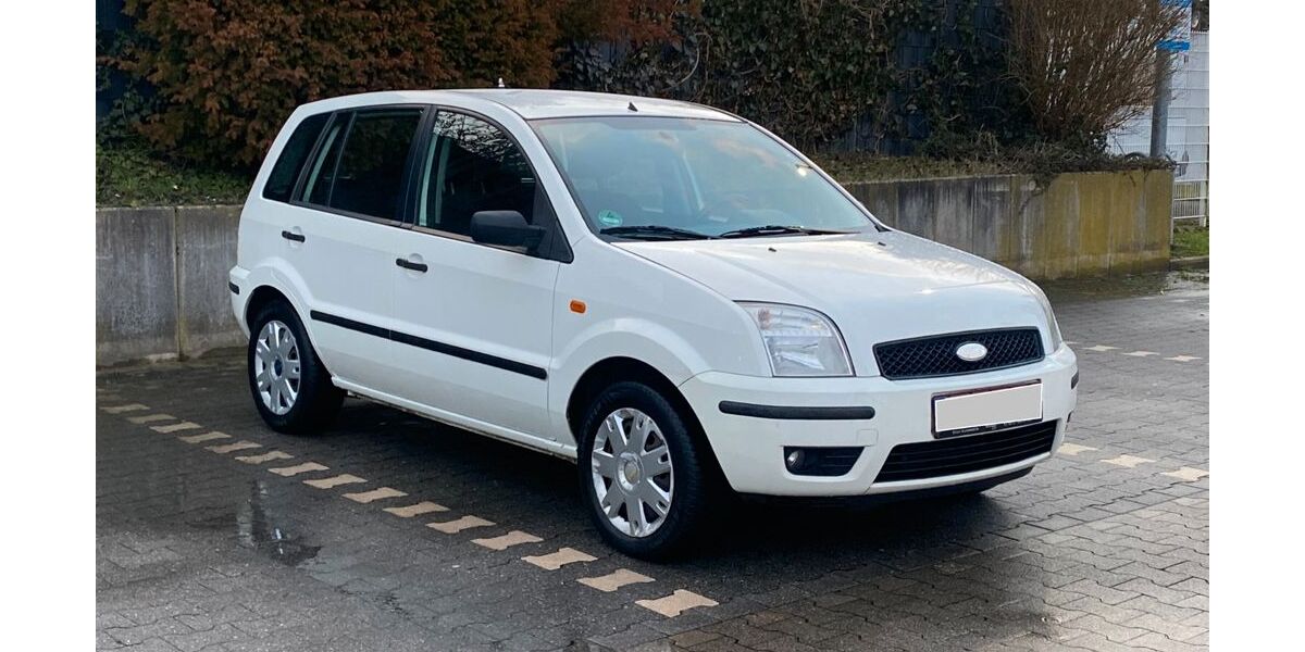 Ford Fusion 155.000 km 2.300 &euro; Solingen 42657