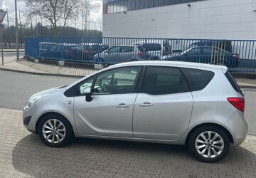 Opel Meriva 143.485 km 3.799 &euro; Düsseldorf 40599